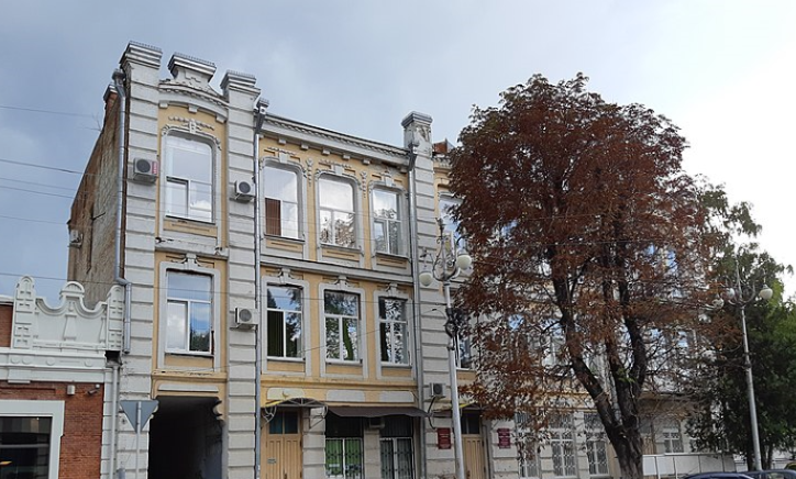 Реставрация ждет аптеку Альтшулера в Майкопе
