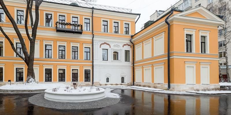 В Москве по программе льготной аренды отреставрировали 25 исторических зданий