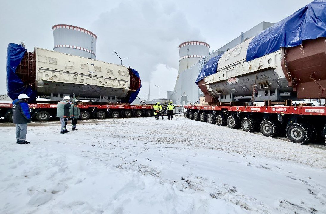 На Ленинградской АЭС идет монтаж модернизированного статора генератора
