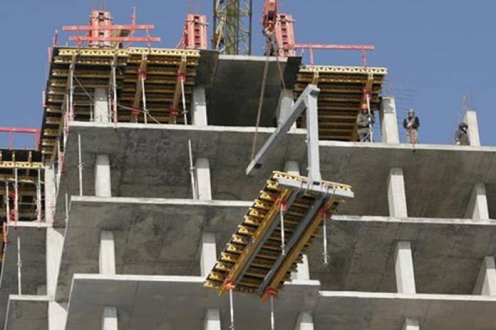 Администрация Брянска приостановила действие разрешения на строительство 16-этажного дома