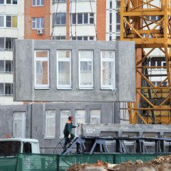 Власти Москвы намерены приостанавливать действие разрешения на строительство для неплательщиков по арендным платежам