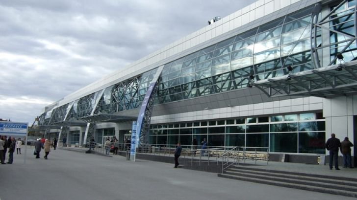Аэропорт "Толмачево" собирается построить собственную железнодорожную станцию