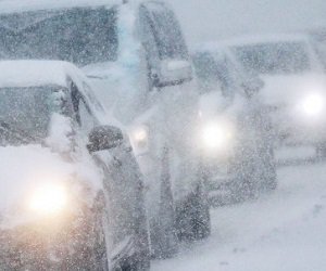 Росавтодор: пять рекомендаций водителям перед поездкой в снегопад