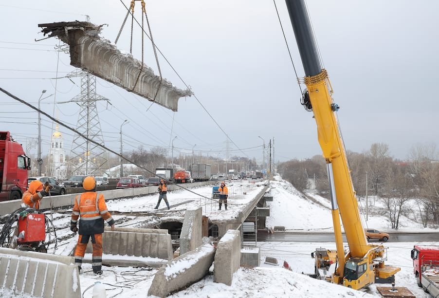 Первый этап капитального ремонта путепровода у Мызинского моста в Нижнем Новгороде вошел в активную фазу