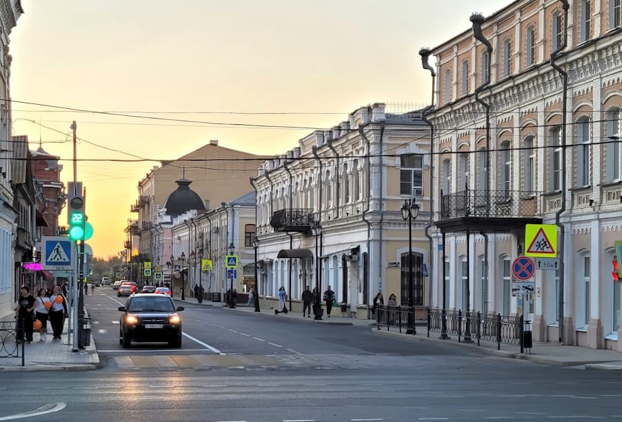 Более 50 км дорожной сети отремонтируют в Астраханской области по нацпроекту
