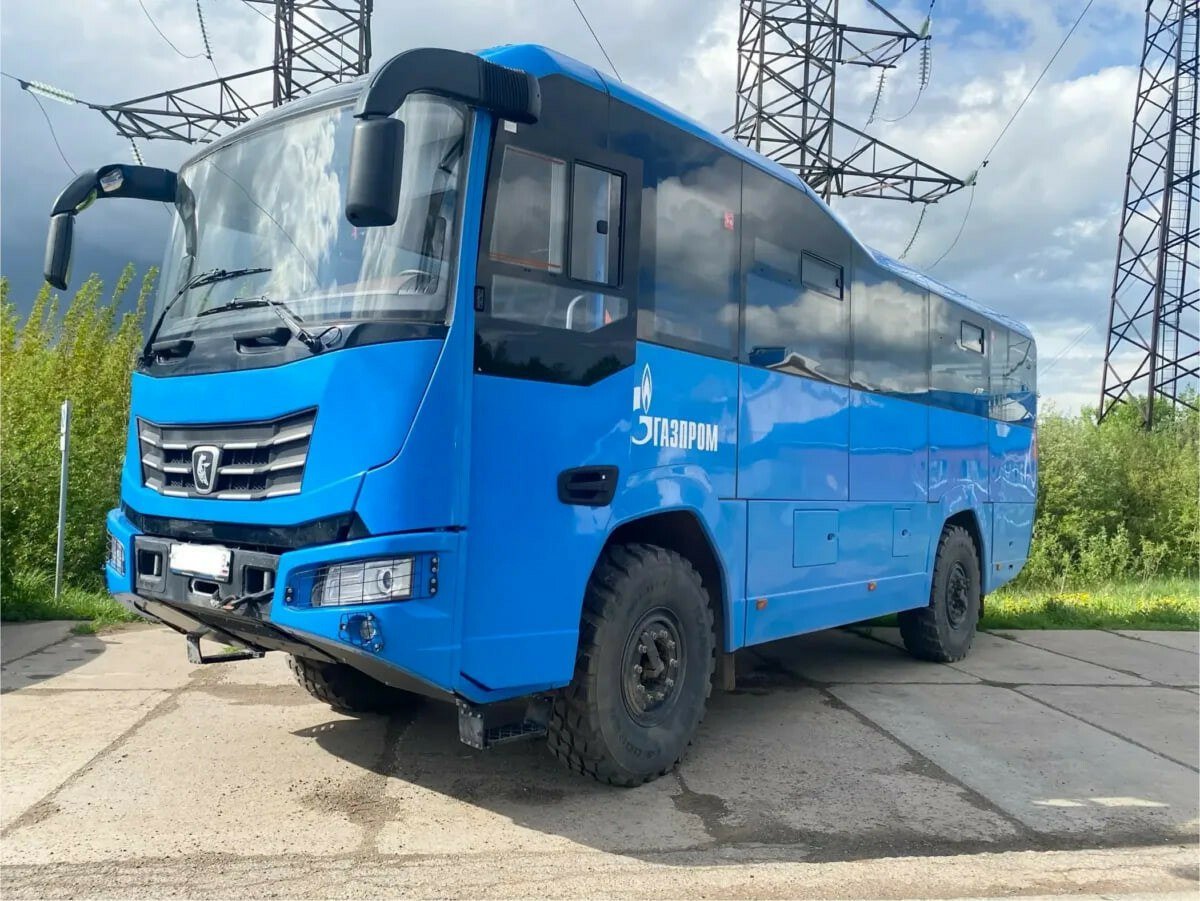 КАМАЗ представил новые вахтовые автобусы для Газпрома