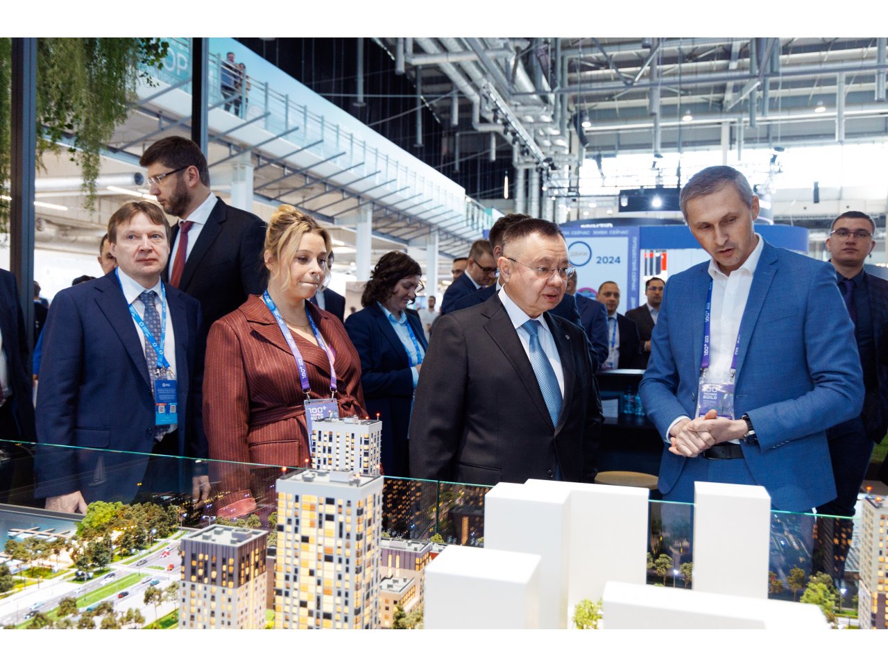 Президент НОСТРОЙ Антон Глушков посетил выставку 100+ TechnoBuild в Екатеринбурге