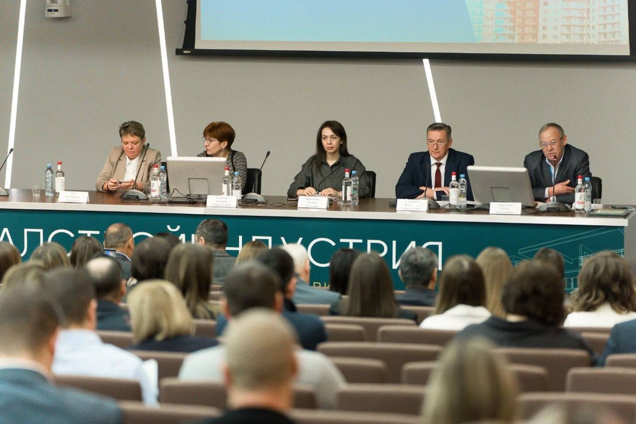 Ассоциация “Строители Башкирии” провела серию мероприятий на форуме “Уралстройиндустрия”