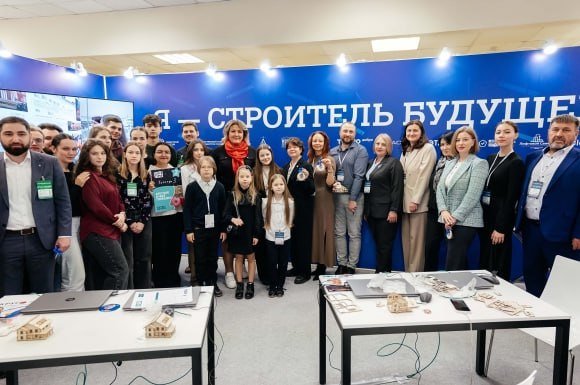 Новое поколение строителей: в Москве открылась инновационная профориентационная площадка