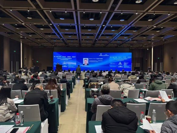 ������� �� ������� � ������: ����� ��������� ���������‑���������� �������������� � �������������