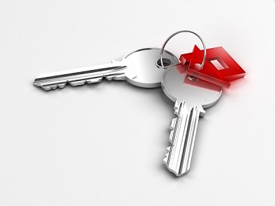 Сорок три семьи, проживавшие в аварийном жилье в поселке городского типа Промышленная Кемеровской области, получили ключи от новых квартир